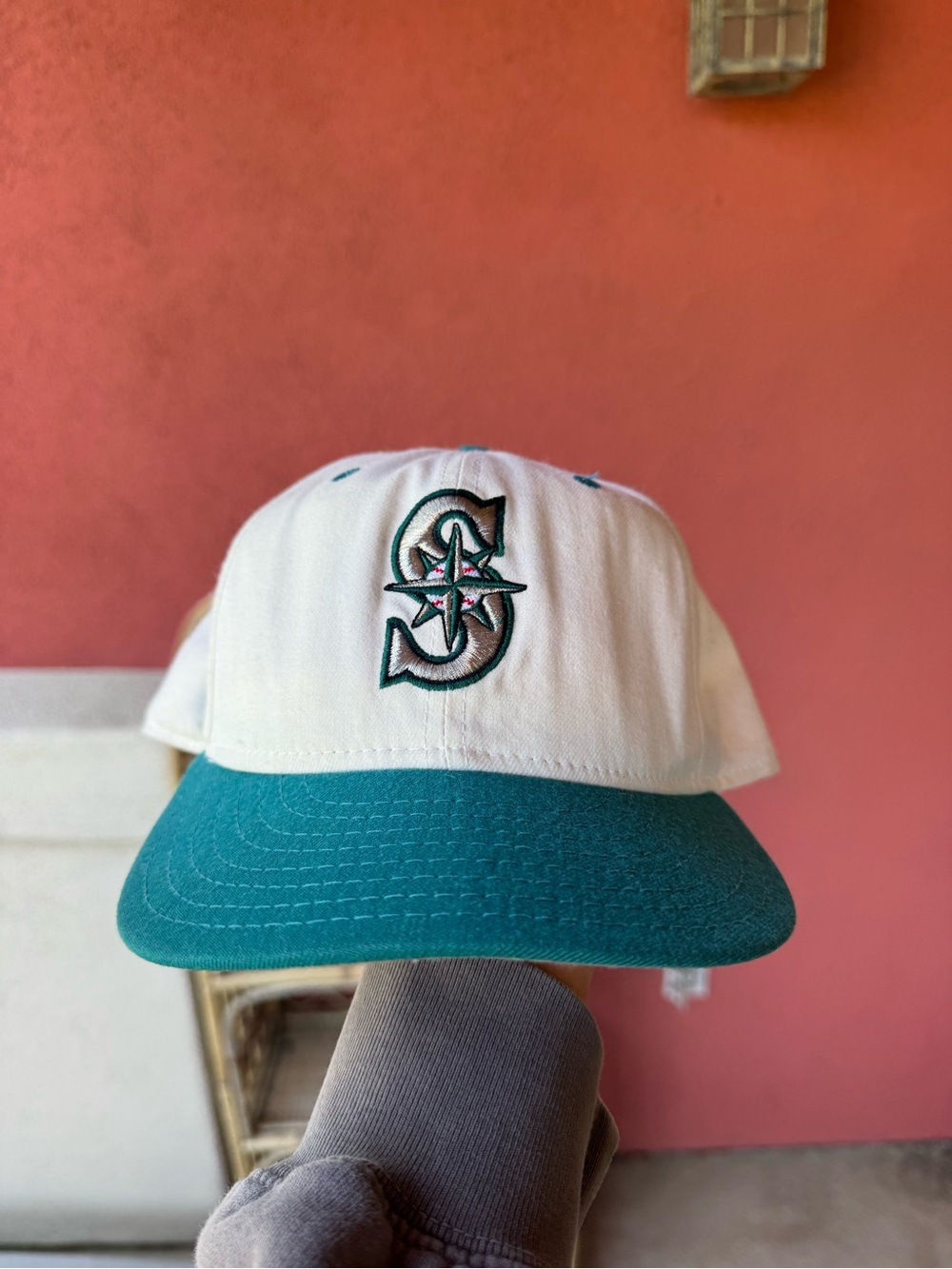 Seattle Mariners Vintage Two-Tone Baseball Cap - White & Teal